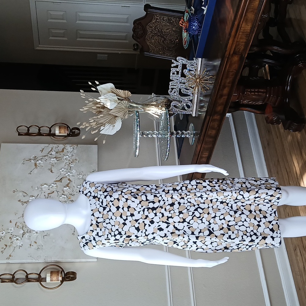 Women's Ronni Nicole Multi Sheath Sleeveless Dress. Size 10